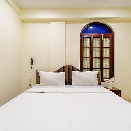 Hotel Mahal Καλκούτα Εξωτερικό φωτογραφία
